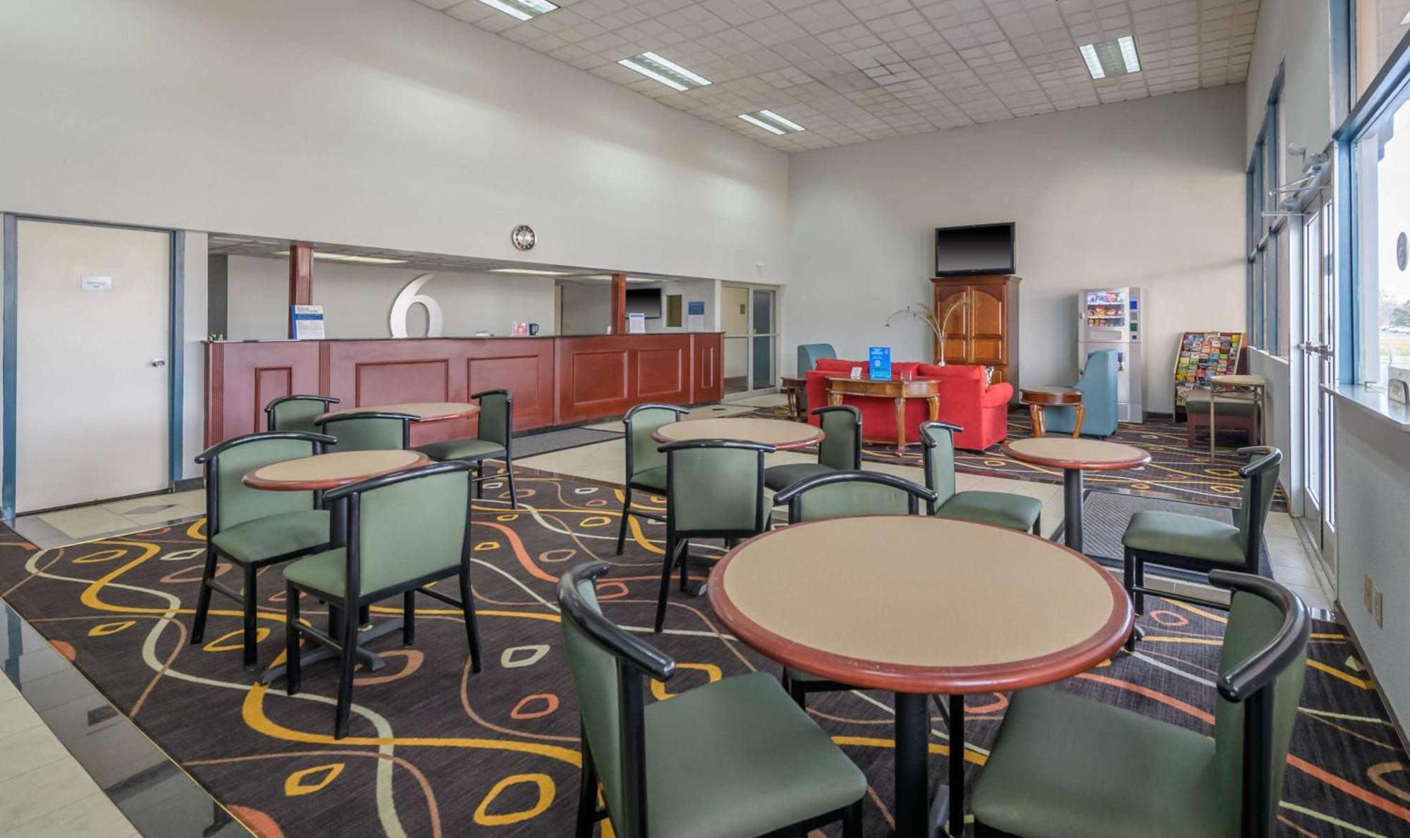Motel 6 Forsyth, Ga Tift College Exterior photo